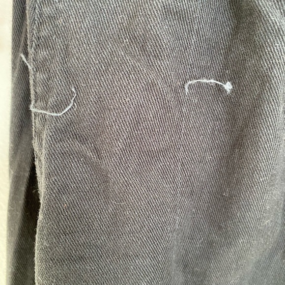 Button up - Picture 5 of 8